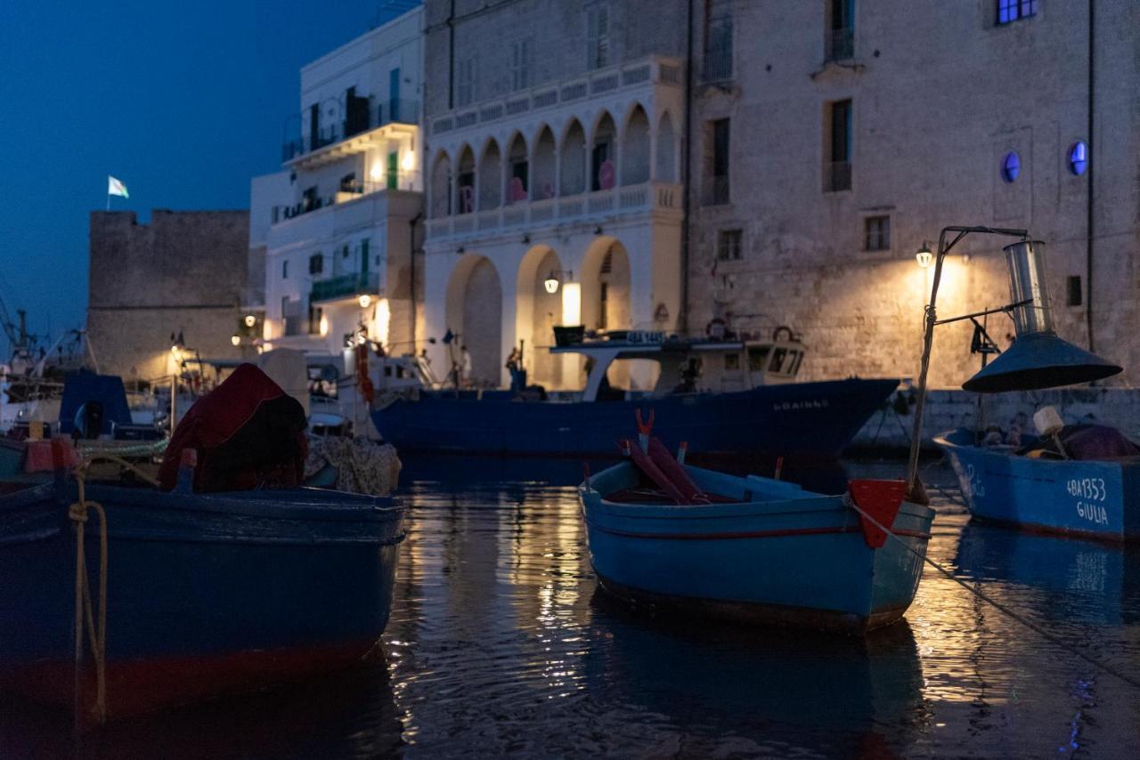 La Chicca Historic Center Beautiful Flat Lägenhet Monopoli Exteriör bild