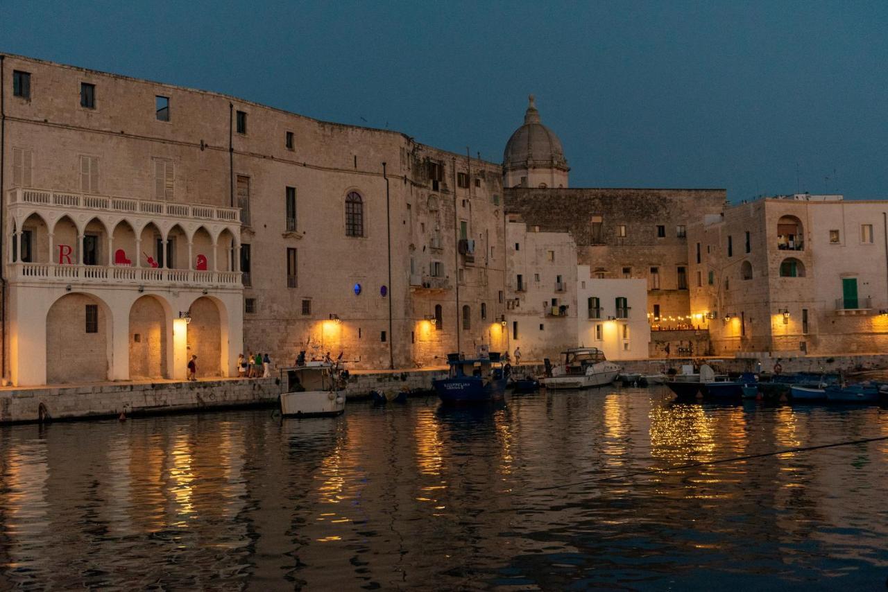 La Chicca Historic Center Beautiful Flat Lägenhet Monopoli Exteriör bild